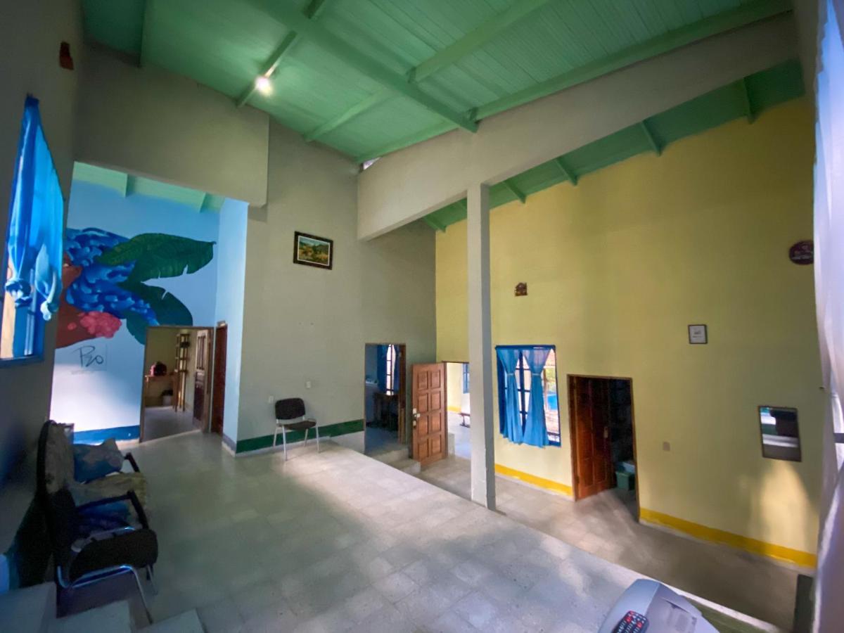 Hostal Juan Lindo San Pedro Sula Buitenkant foto